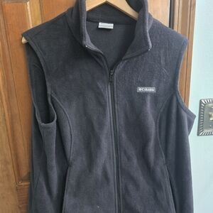 Columbia Black Fleece Vest